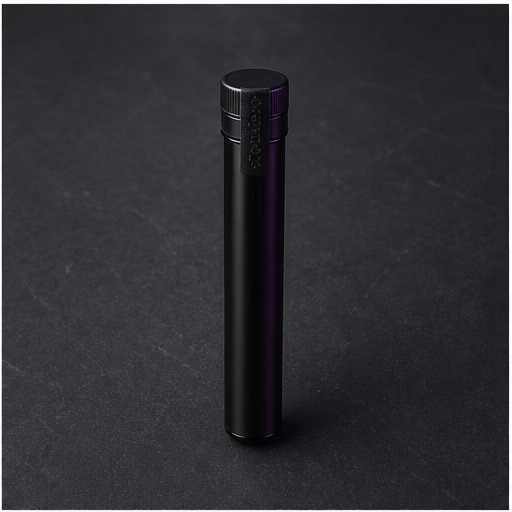 Recreación fotorrealista conceptual de un tubo sellado para un pre-roll de colección TOVRI CBD